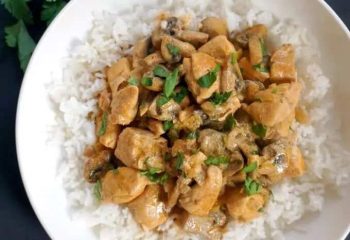 Chicken & Mushroom Stroganoff