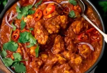 Gains South Indian Chicken Curry